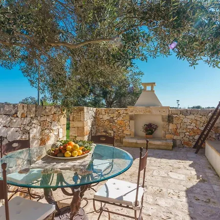 Hotel Emerald Con Piscina San Vito dei Normanni